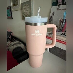 40oz Stanley Tumbler - Discontinued color